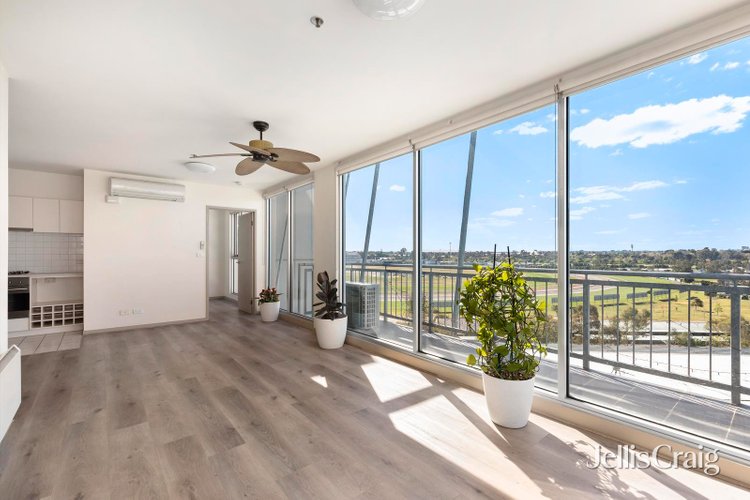 705 70 Speakmen Street Kensington 3031