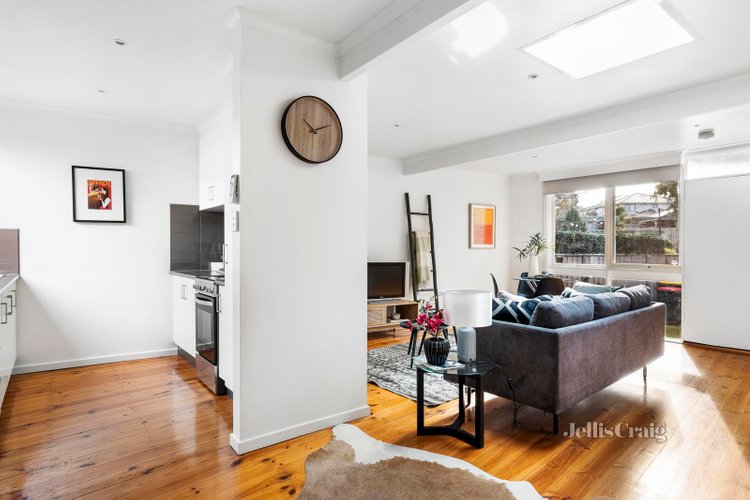 7 1 Gracedale Court Strathmore 3041