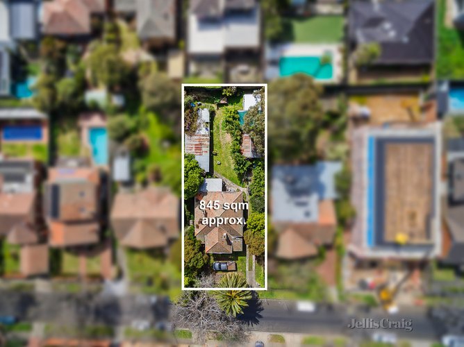 71 Leura Grove Hawthorn East 3123