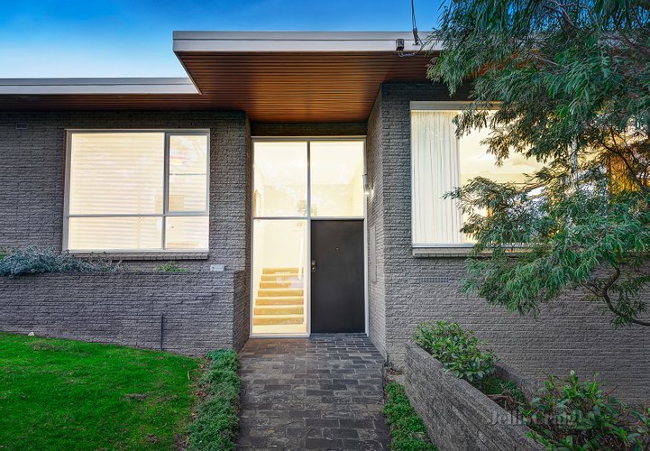 71 Macedon Road Templestowe Lower 3107