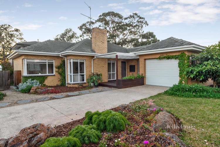 71 Mountain View Road Montmorency 3094