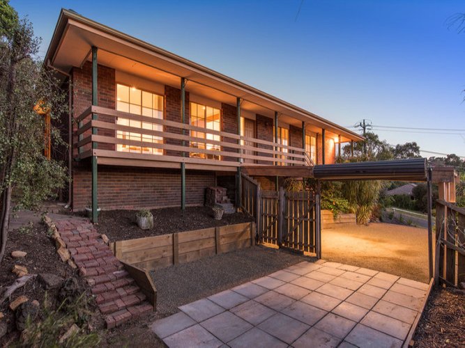 71 Zina Grove Mooroolbark 3138
