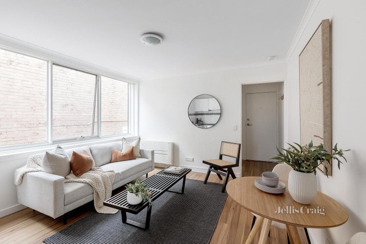 7 102 Millswyn Street South Yarra 3141