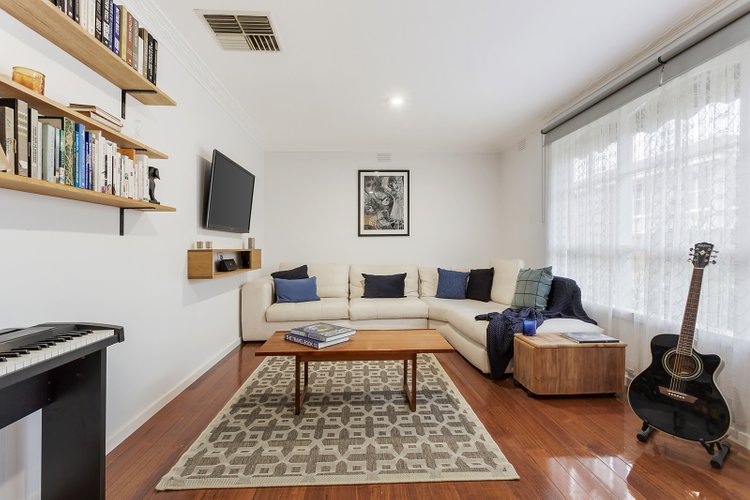 7/11 City Road Ringwood 3134