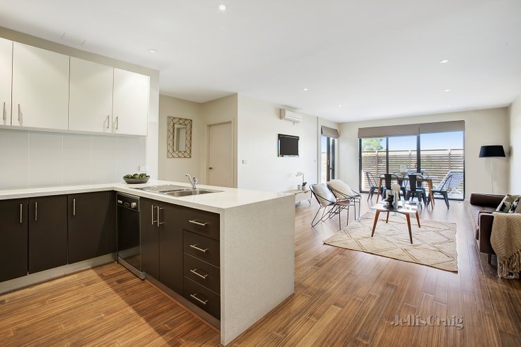 7/138 Melville Road Brunswick West 3055