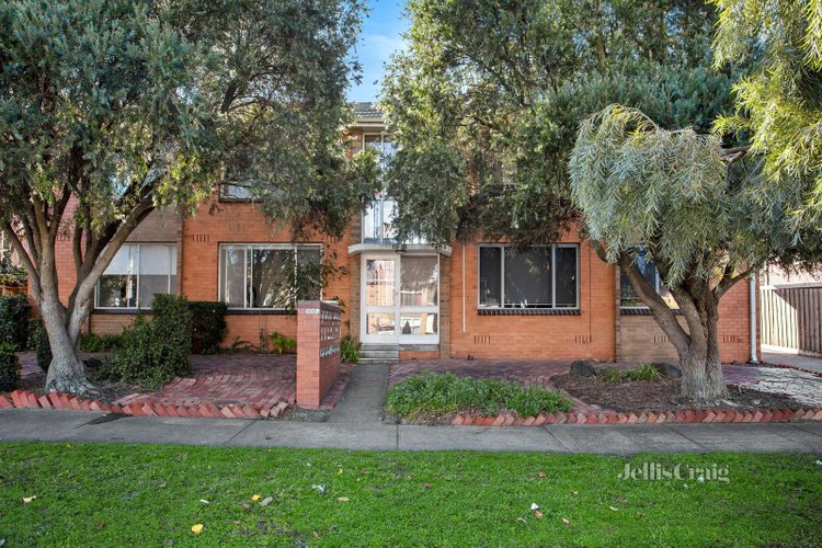 7 16-18 Kemp Street Thornbury 3071