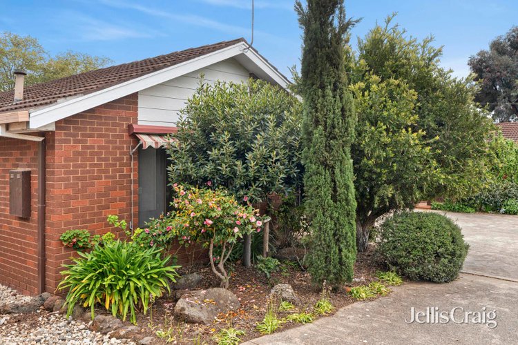 7 16 Greenhill Avenue Castlemaine 3450