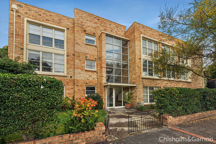 7 169 Ormond Road Elwood 3184