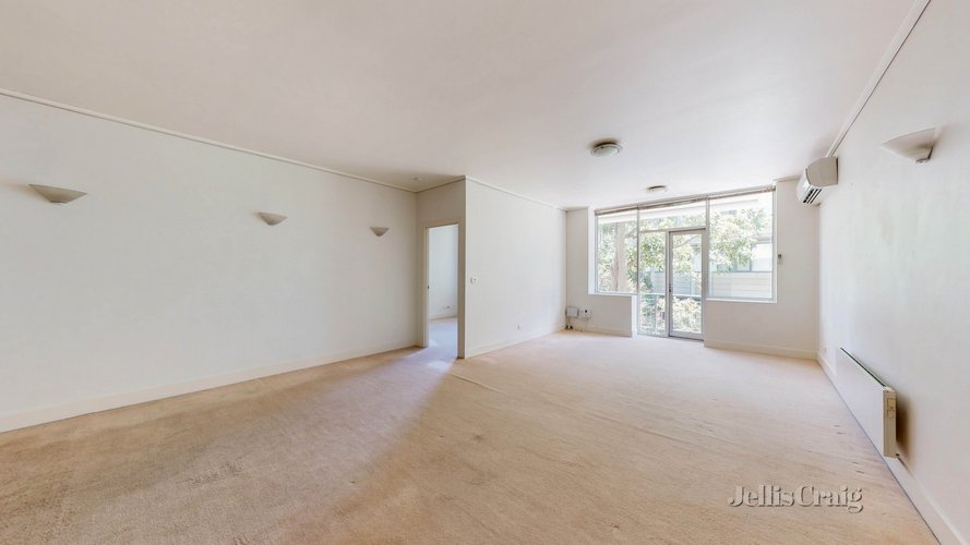 7/2 MacArthur Road Parkville 3052