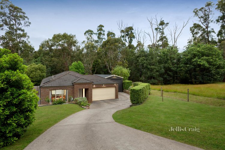 72 Silver Parrot Road Flowerdale 3717