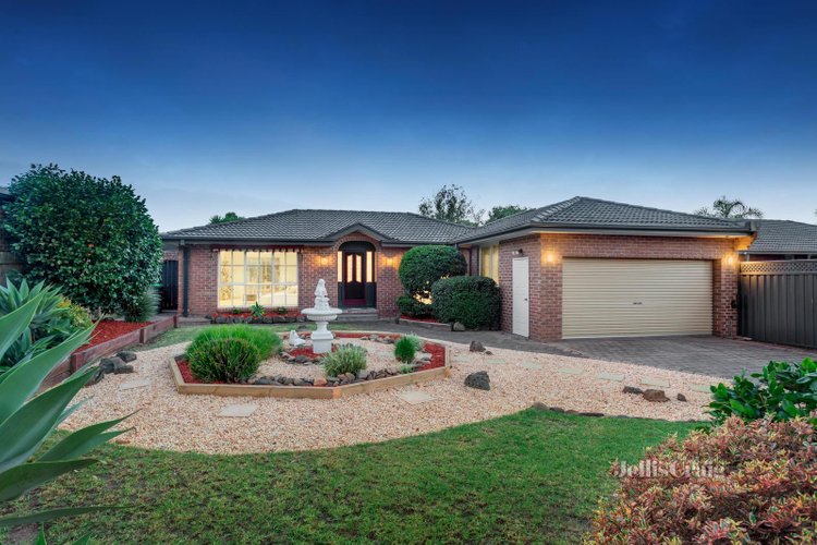 72 Taylors Lane Rowville 3178