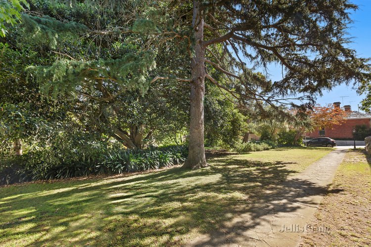 7/20 Shirley Grove St Kilda East 3183
