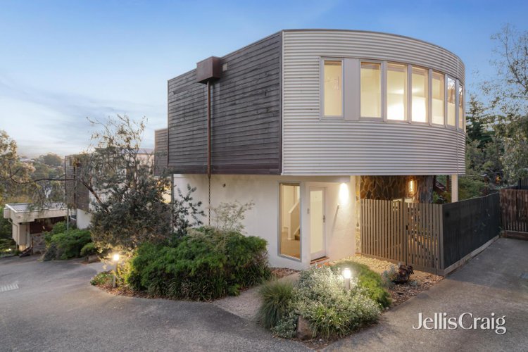 7 22 Livingstone Road Eltham 3095