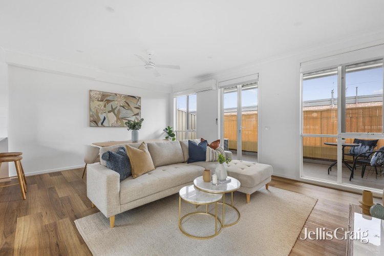 7 239 Riversdale Road Hawthorn East 3123