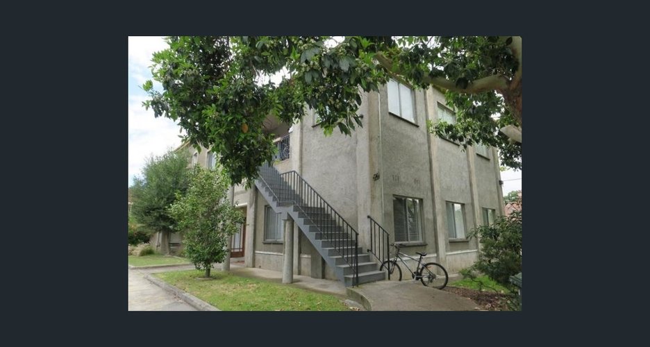 7/26 Oak Street Hawthorn 3122