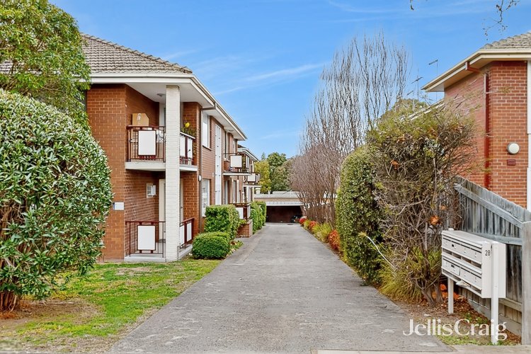 7/28 Weir Street Balwyn 3103