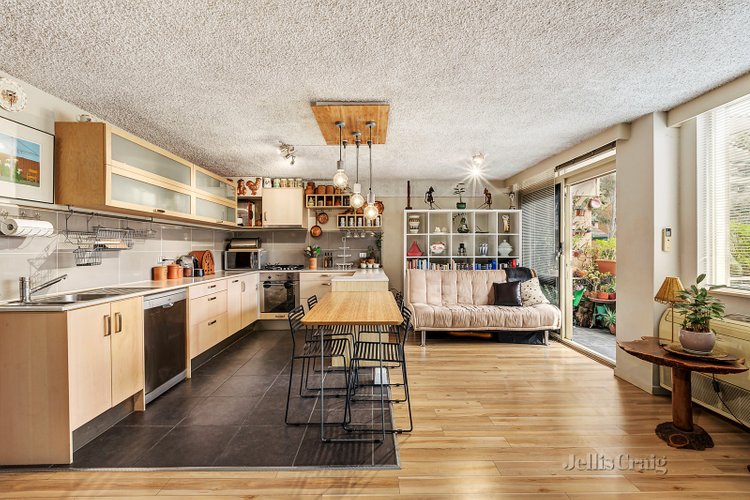 7/3 Lytton Street Carlton 3053
