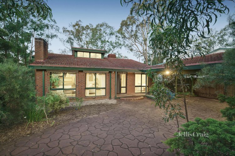 73 Milborne Crescent Eltham 3095