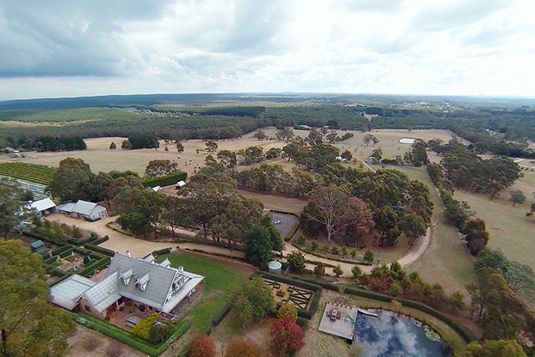 73 Reid Road Woodend 3442