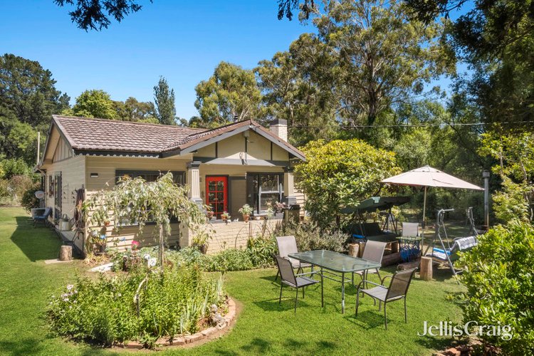 74 Lake Road Daylesford 3460
