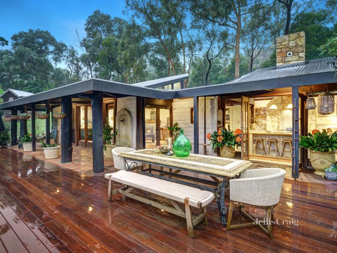 75 Ingrams Road Research 3095