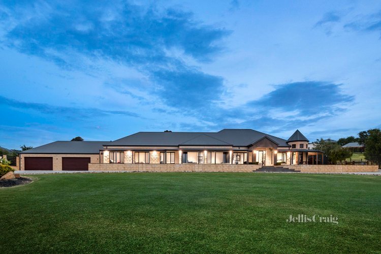 75 Sunset Drive Chirnside Park 3116