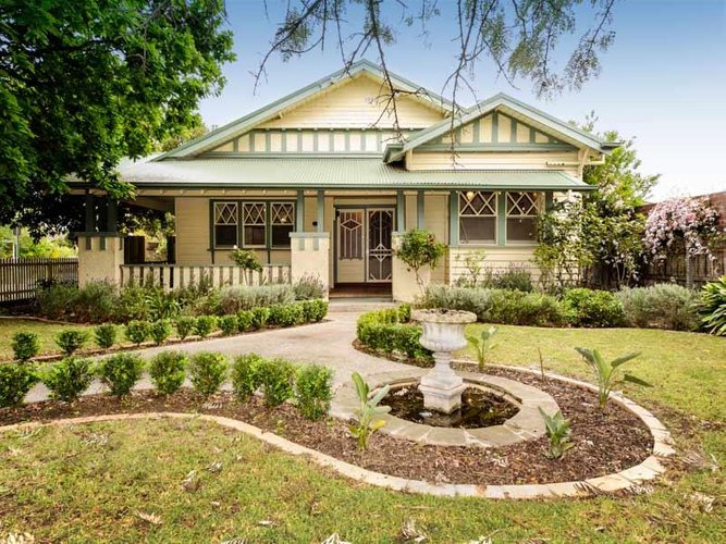 76 Albion Road Box Hill 3128