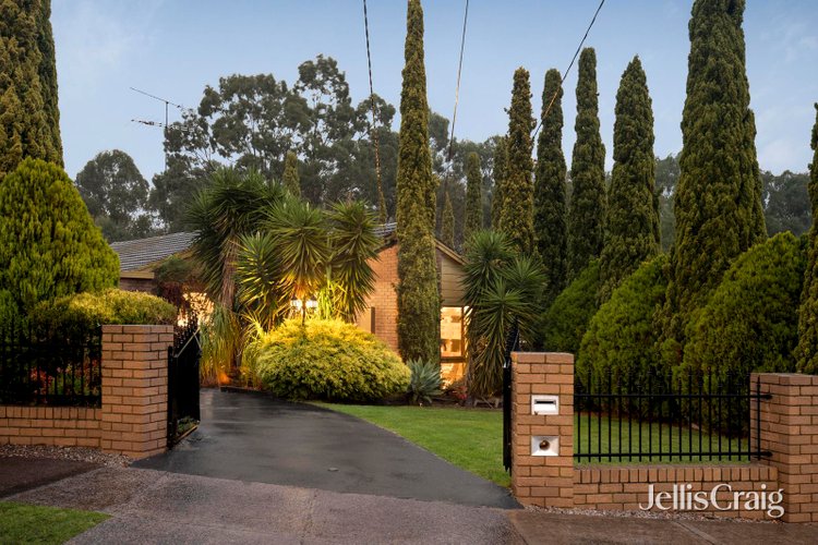 76 Talbot Road Mount Waverley 3149
