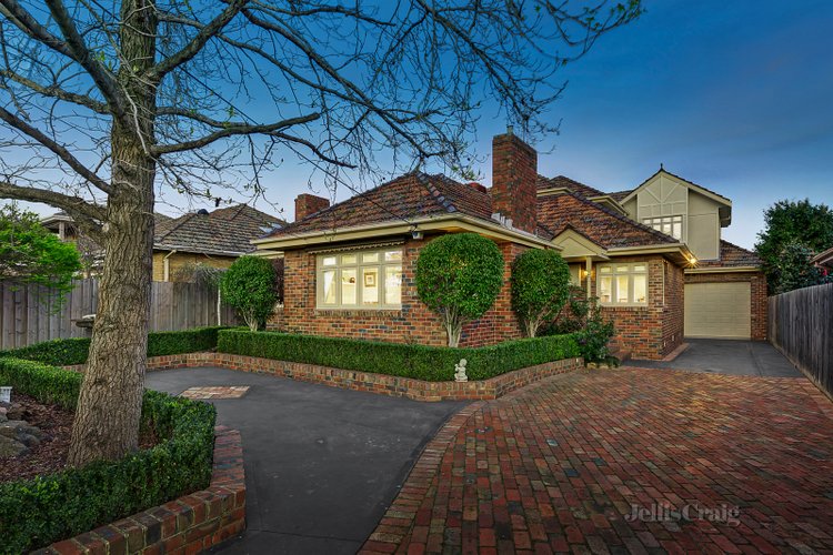 76 Waiora Road Rosanna 3084