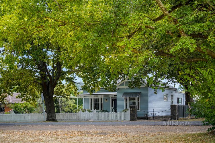 76 Wedge Street Kyneton 3444