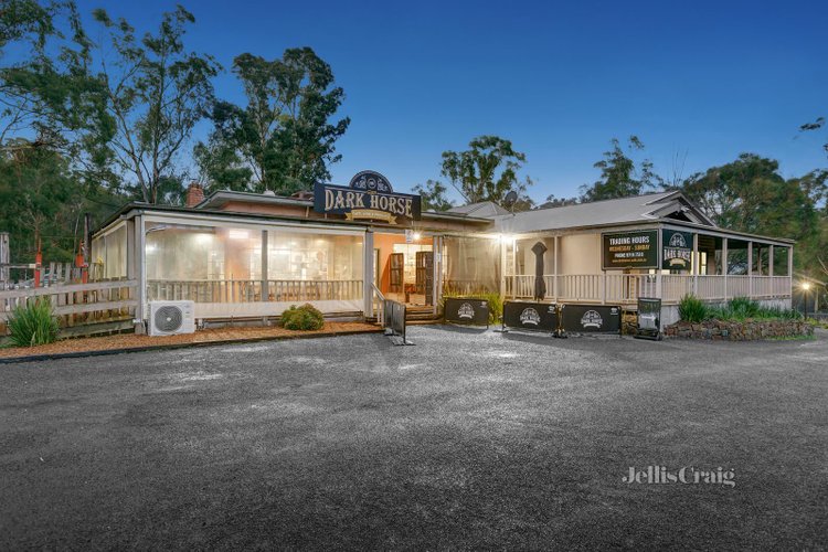 765 Eltham Yarra Glen Road Kangaroo Ground 3097