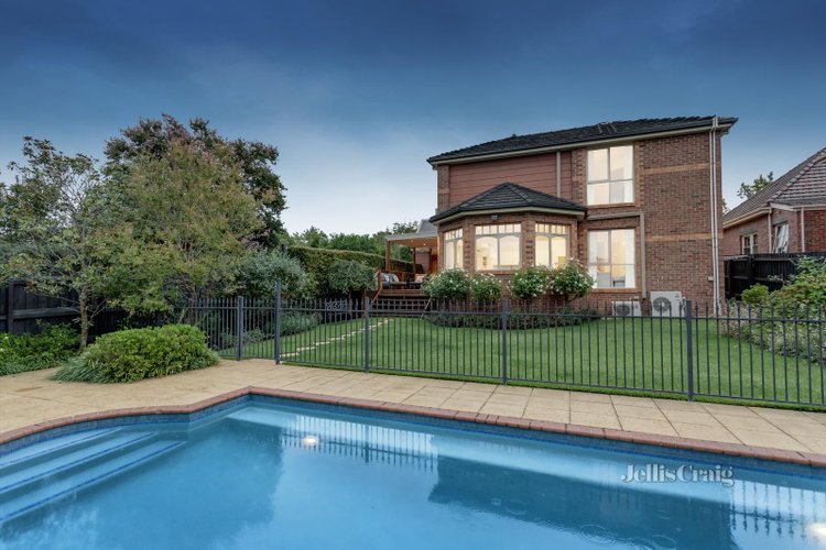 77 Ashburton Road Glen Iris 3146