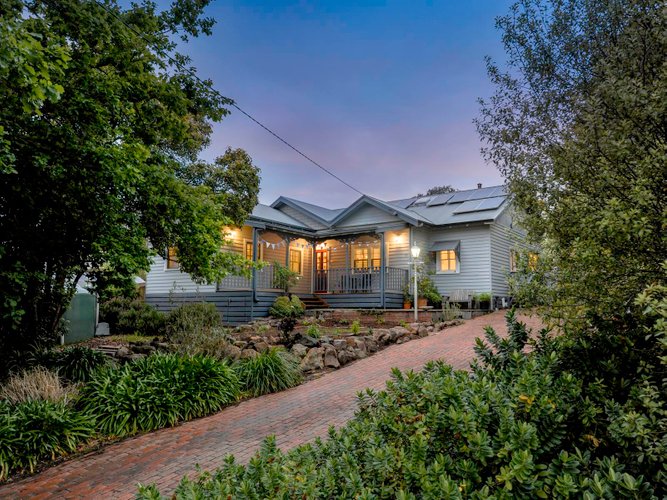 77 Hamilton Street Gisborne 3437
