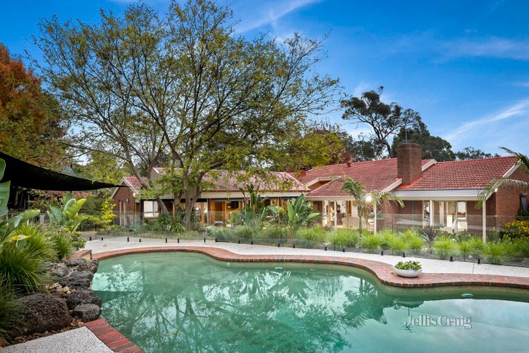 77 Jumping Creek Road Wonga Park 3115