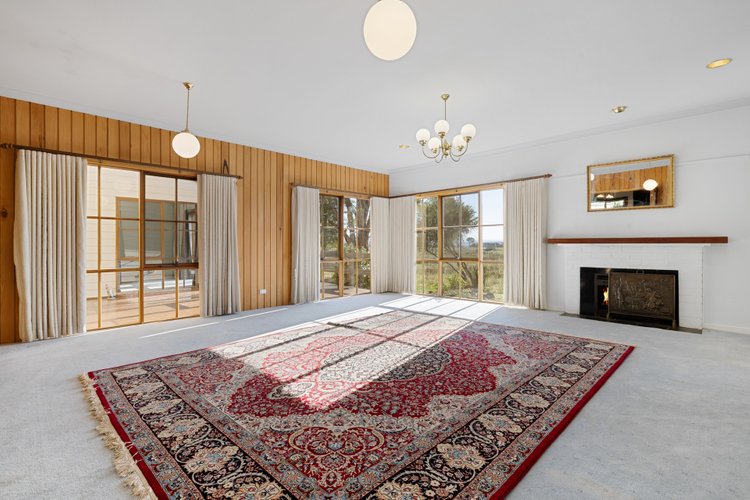 775 Ives Road, Hillside