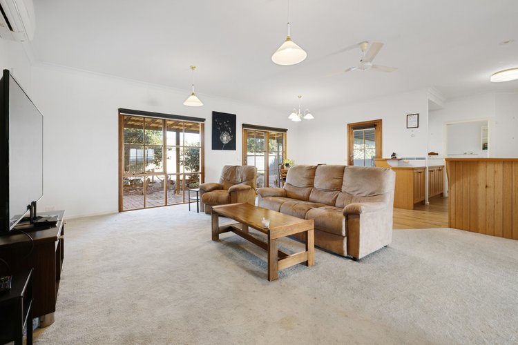 775 Ives Road, Hillside