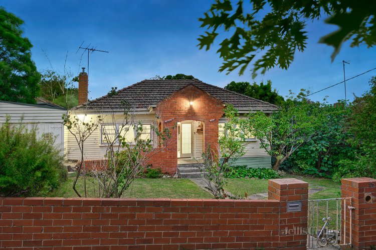 79 Broughton Road Surrey Hills 3127