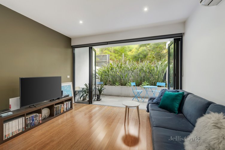 7/96 Hawdon Street Heidelberg 3084