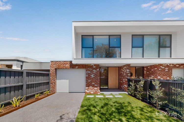 7a Adams Street Murrumbeena 3163