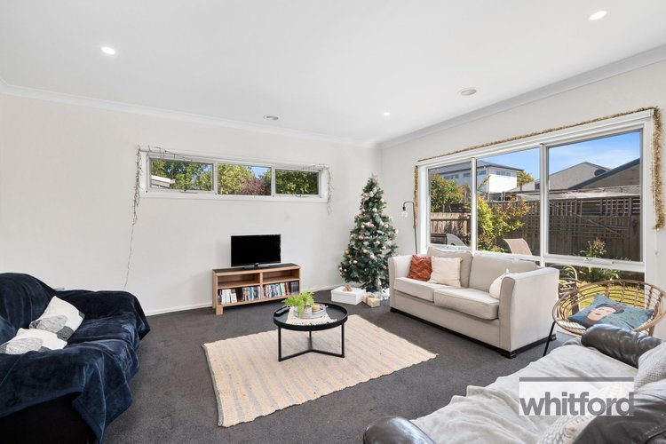 7B Carr Street, Belmont