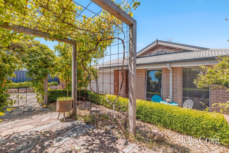 7C Vanina Street Hepburn 3461