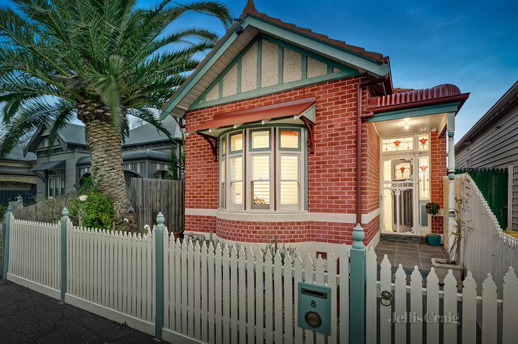 8 Aberdeen Grove Northcote 3070