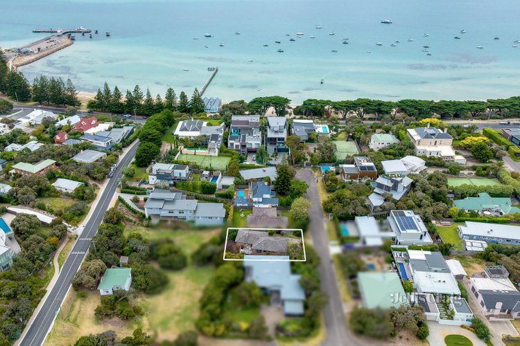 8 Albany Court Sorrento 3943