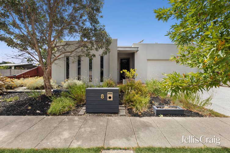 8 Allura Drive  Alfredton 3350