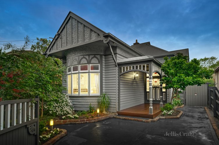 8 Austin Street Fairfield 3078