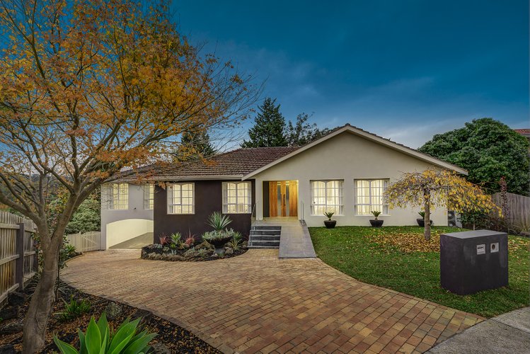 8 Briarfield Court Templestowe 3106