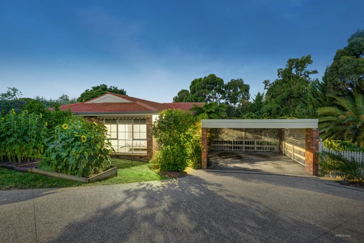 8 Cameron Close Donvale 3111