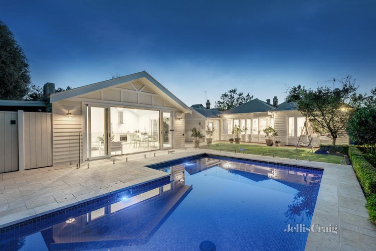 8 Carinda Road Canterbury 3126