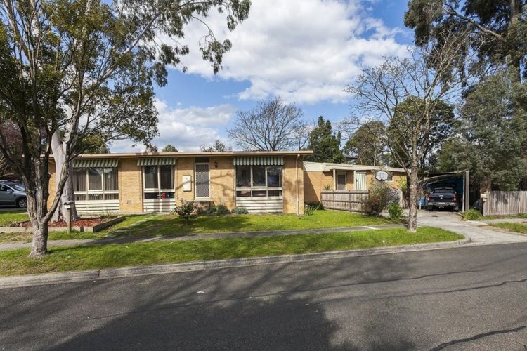8 Carlyle Street Croydon 3136