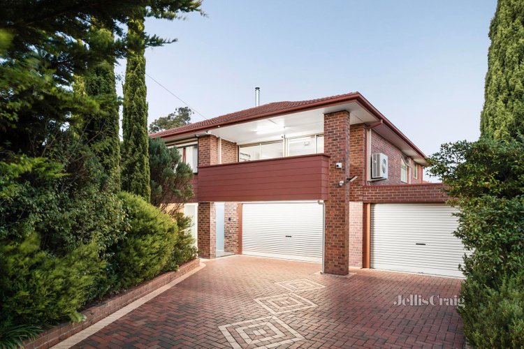 8 Cormistom Road Ringwood North 3134